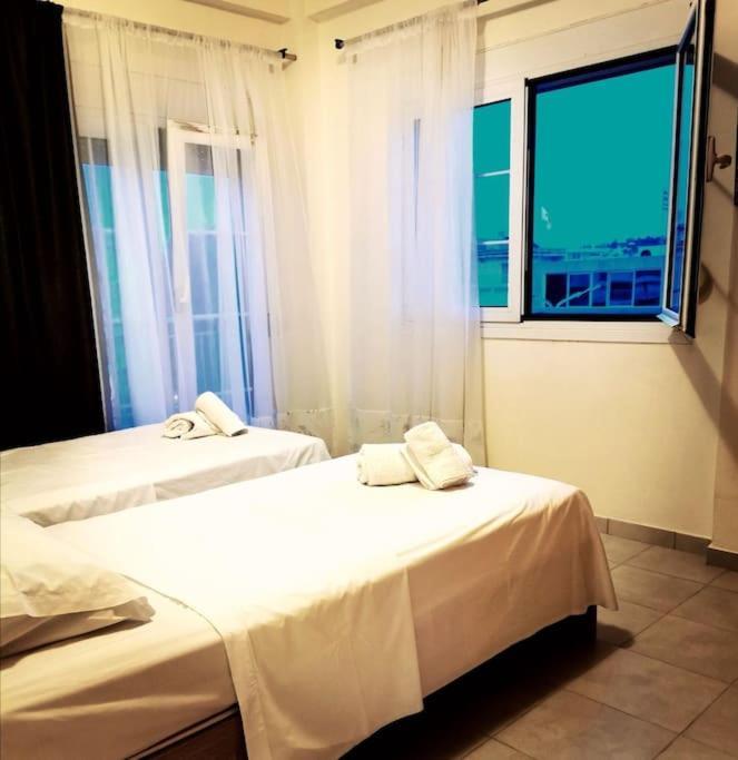 Apartment With 3 Rooms Just 1 Min From The Beach And Free Public Parking Peraía Kültér fotó